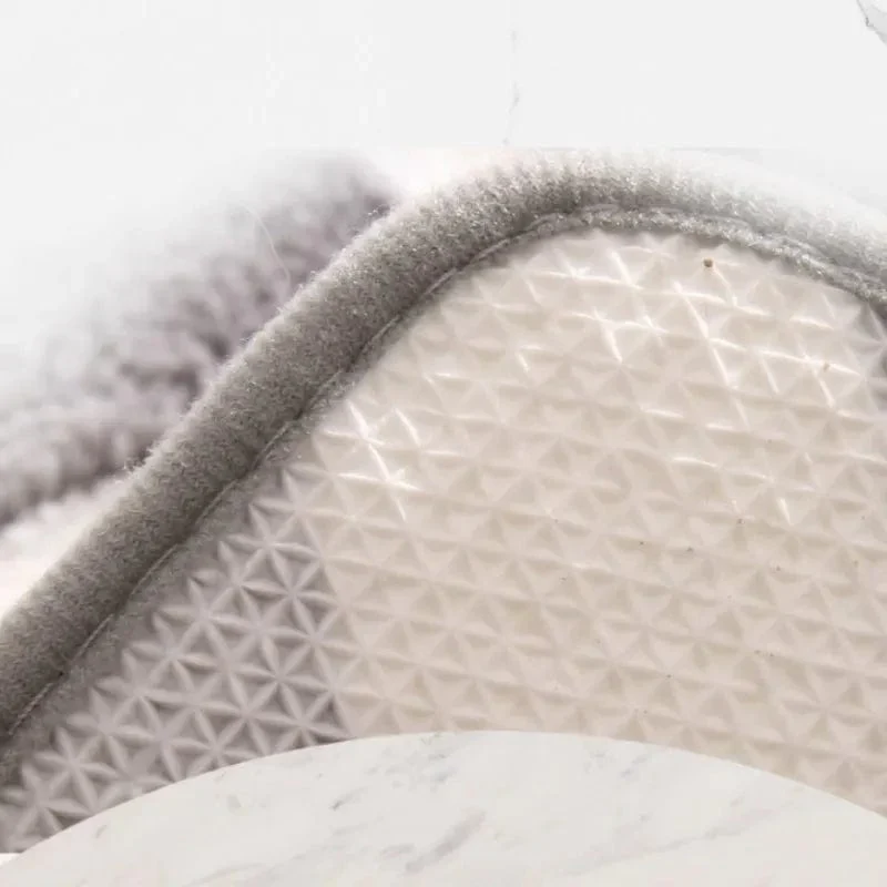 StripeLuxe Badmat – Gestreept Design & Antislip Comfort | Ymonde