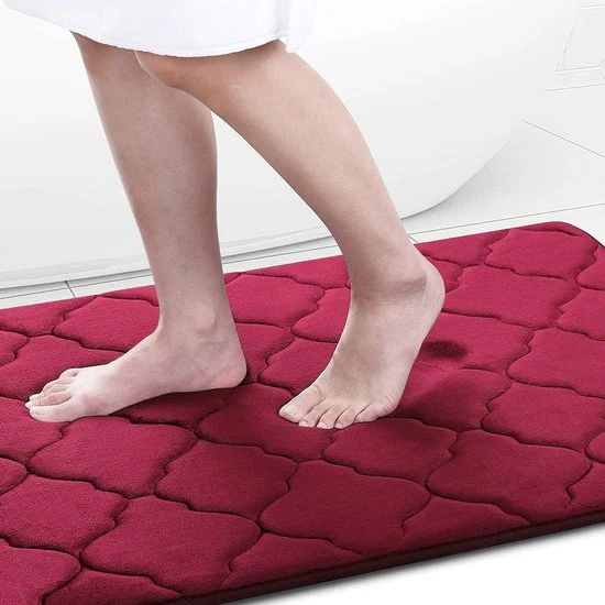 RubyNest Badmat - Traagschuim Microvezel 50x80 Bordeauxrood | Ymonde