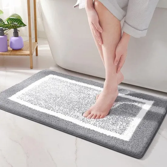 SoftNest Badmat 50x75 cm - Antislip Microvezel Badkamertapijt | Ymonde