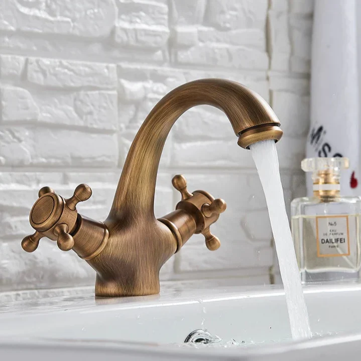 Klassieke Wastafelmengkraan Massief Messing - Geborsteld Goud Design | Ymonde