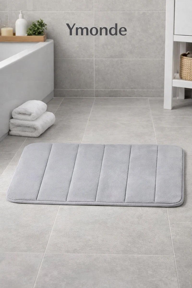 Lichtgrijze anti‑Slip Badmat 40×60 cm – Verticaal Strepenpatroon | Ymonde ©