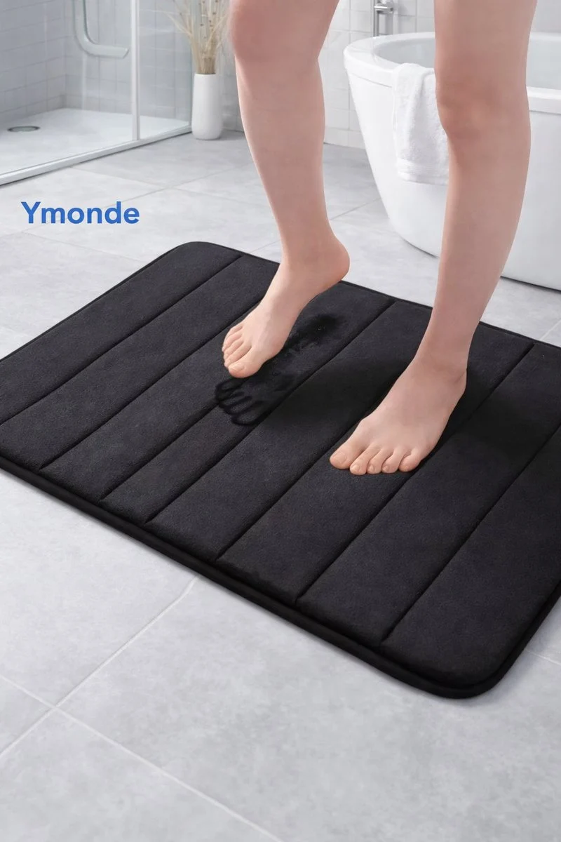 Zwarte anti-Slip Badmat 40×60 cm – Verticaal Strepenpatroon | Ymonde ©