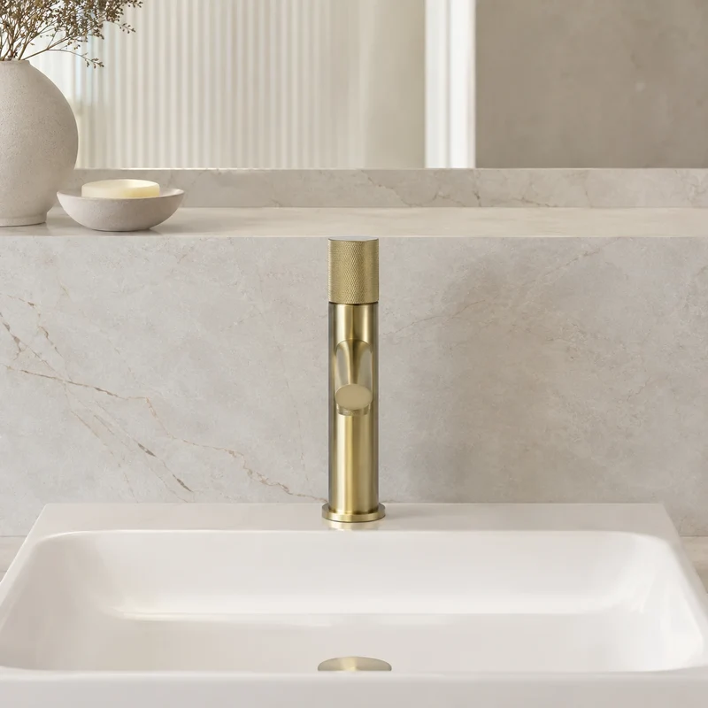 Robinet lavabo salle de bain poignée ronde travaillée - Doré brossé - Laiton