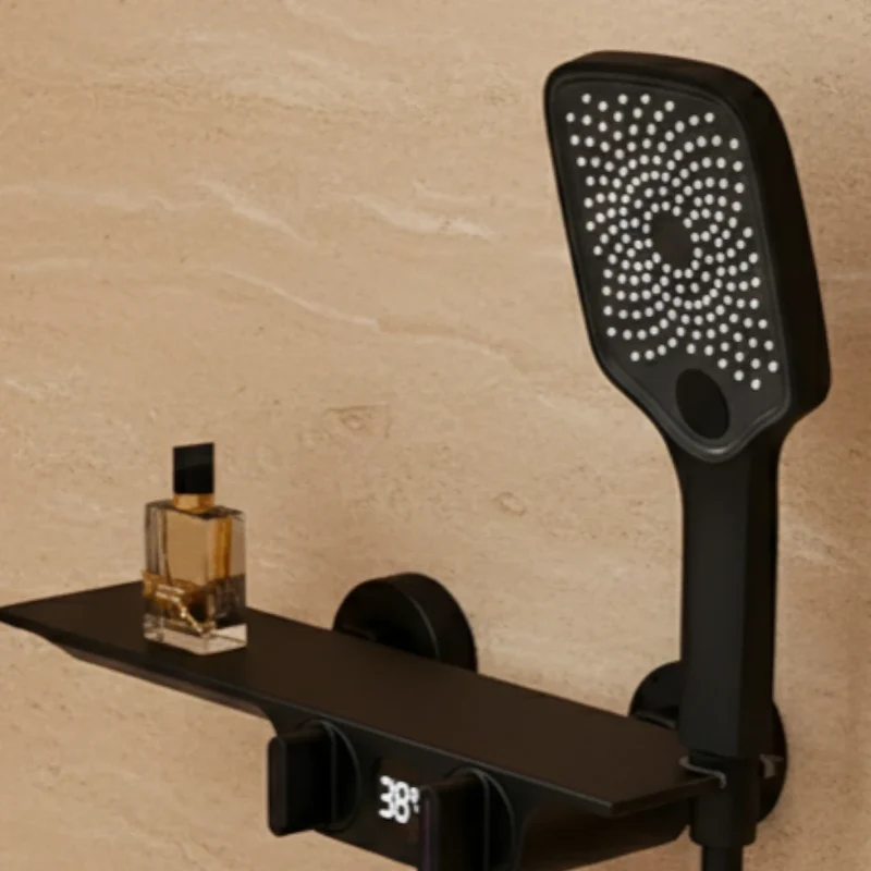 Robinet baignoire salle de bain cascade douchette affichage numérique - Noir - Laiton