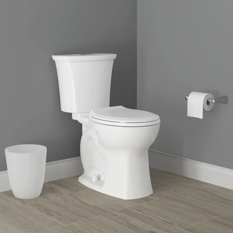 Toilette Edgemere complète allongée à hauteur de siège avec siège, deux pièces, à double chasse, 1,28 gpc/4,8 Lpc et 1,0 gpc/3,8 Lpc