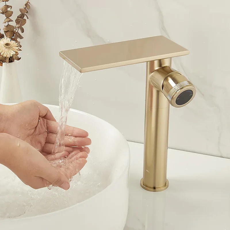 Robinet Cascade Salle De Bain Doré en Laiton
